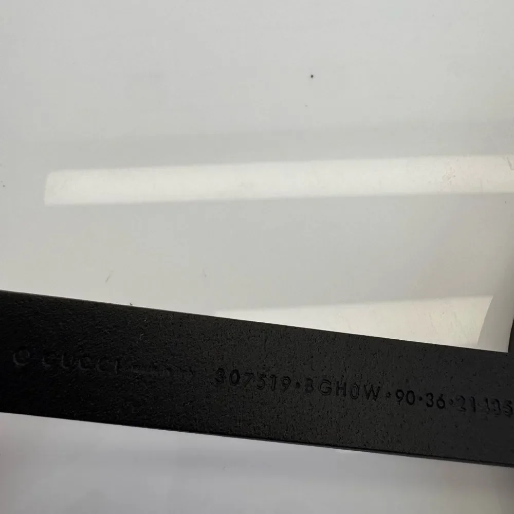 Gucci Slim Black Leather Belt 307519 90/36